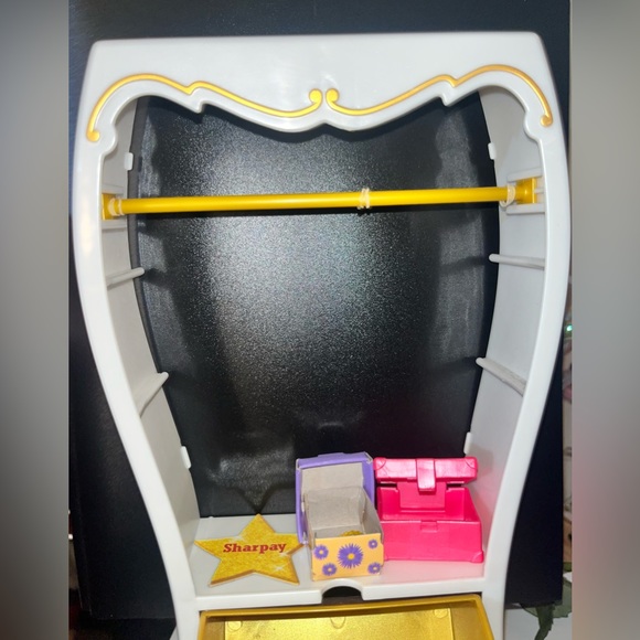 HSM Sharpay Evan’s closet - Picture 3 of 6